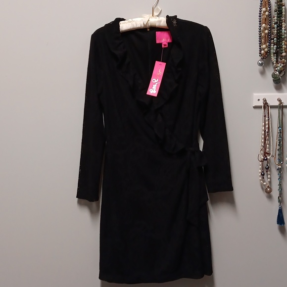 NWT Lilly Pulitzer Tiki Wrap Ruffle Romper, size large - Picture 4 of 7